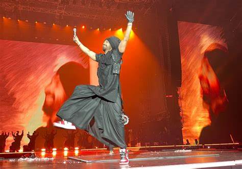 Dil-luminati Tour
